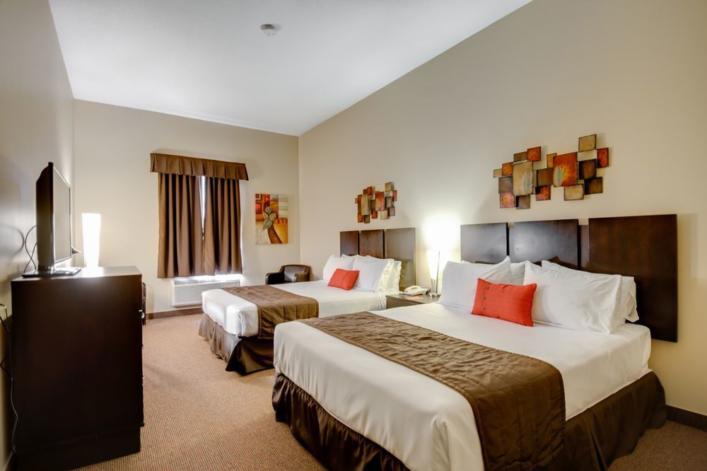 Econo Lodge Inn & Suites Saint Apollinaire 外观 照片